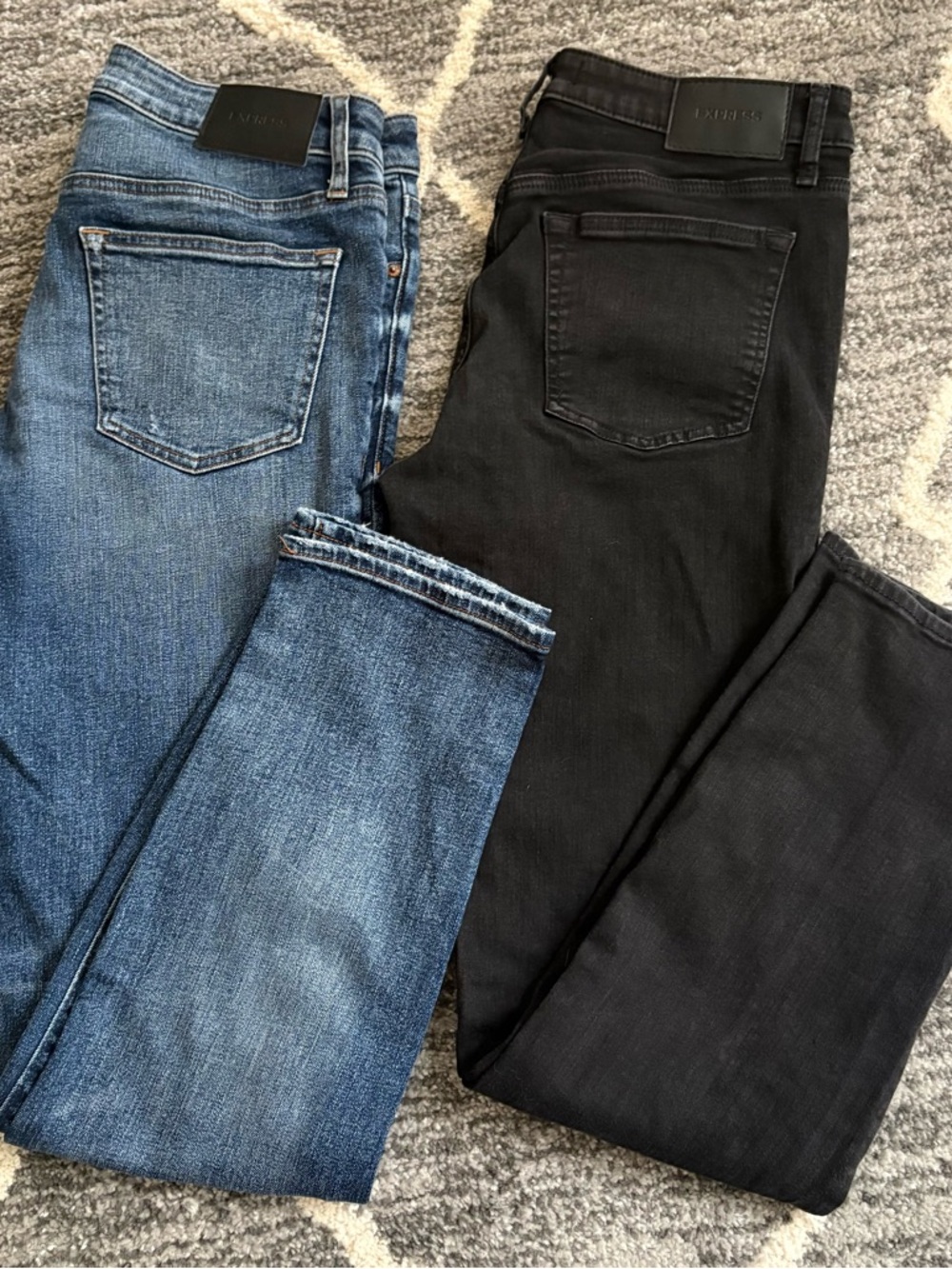 EXPRESS MEN’S JEANS SZ 30 x 32